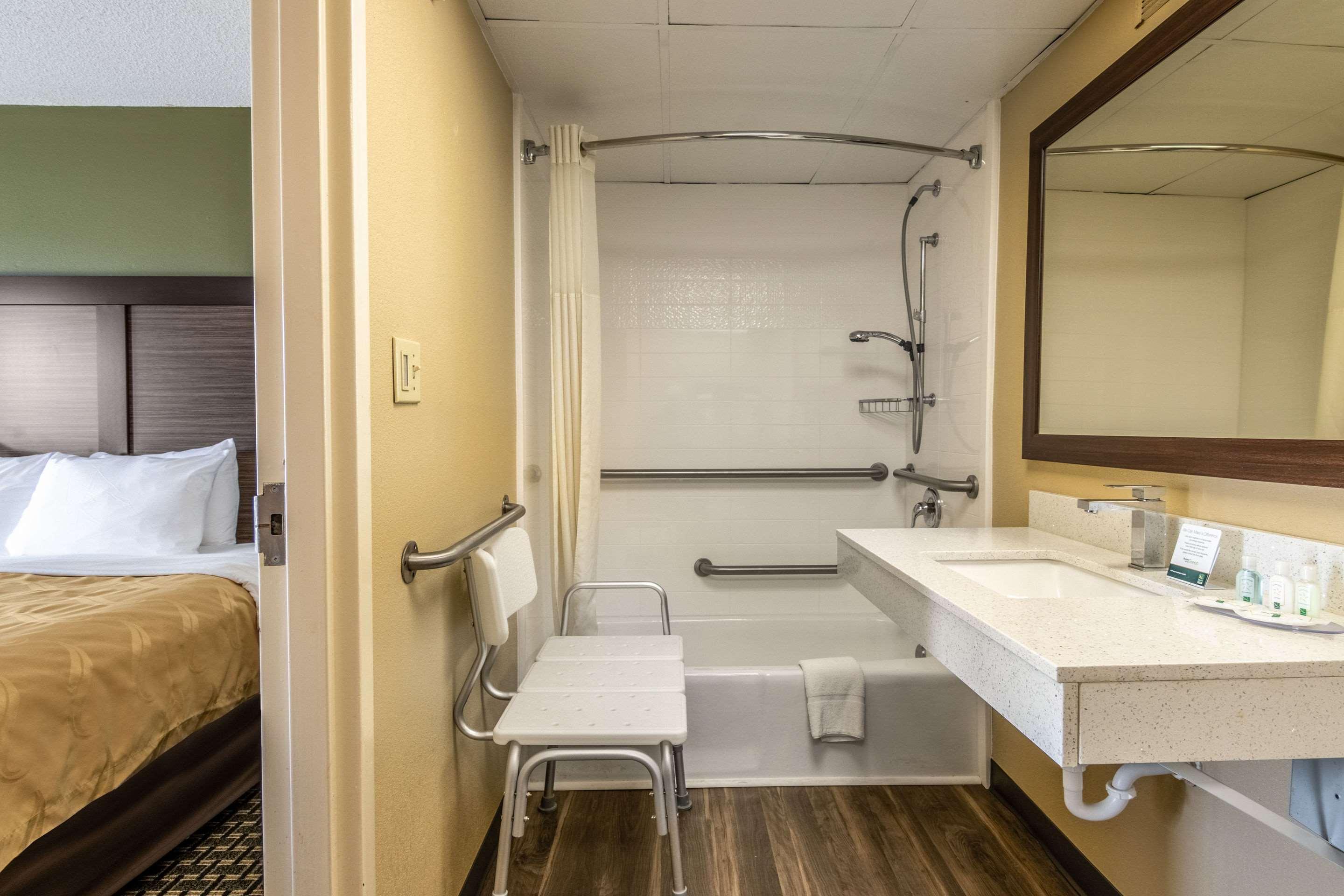 Quality Inn Perry - National Fairgrounds Area Kültér fotó